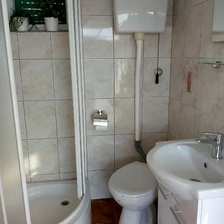 Paulo Guest house
